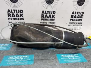Used Air spring Mercedes Viano (639) 3.0 CDI V6 24V Euro 5 Price on request offered by "Altijd Raak" Penders