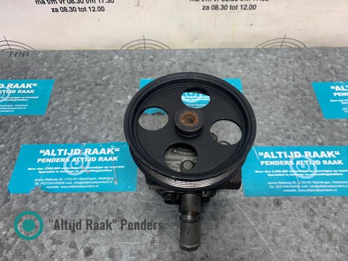 Usados Bomba de dirección asistida Opel Astra J Sports Tourer (PD8/PE8/PF8) 2.0 CDTI 16V 160 Precio de solicitud ofrecido por "Altijd Raak" Penders