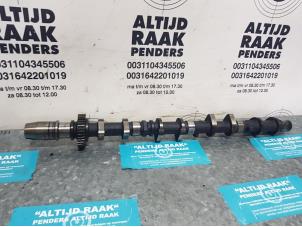 Used Camshaft Kia Sorento I (JC) 2.5 CRDi 16V Price on request offered by "Altijd Raak" Penders