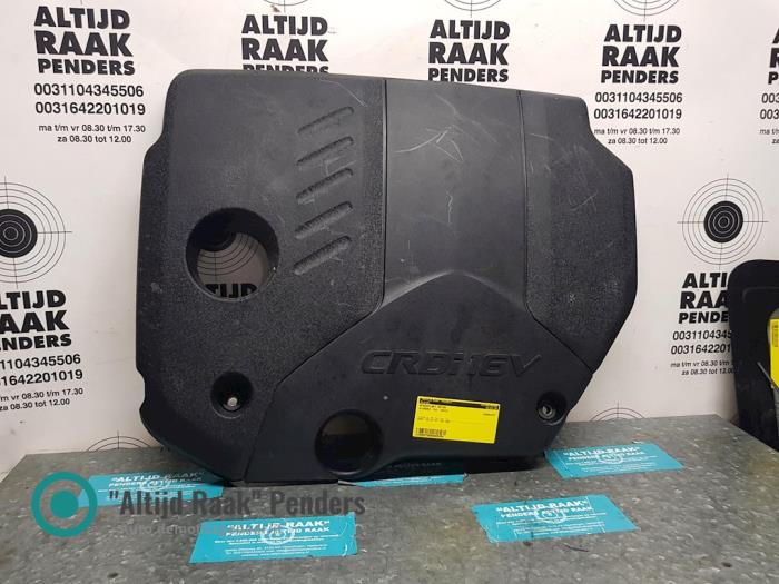 Used Engine cover Hyundai i30 Wagon (GDHF5) 1.6 CRDi 16V VGT Price on request offered by "Altijd Raak" Penders