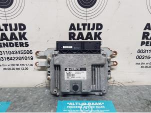 Used Automatic gearbox computer Kia Sorento I (JC) 3.3 V6 24V Price on request offered by "Altijd Raak" Penders
