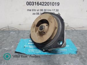 Pompe à eau d'un Vauxhall Insignia Mk.I 2.0 CDTI 16V 2009