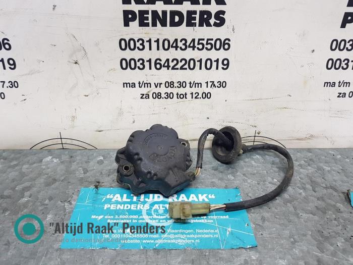 Usados Módulo de suspensión Lexus LS (F4) 400 4.0 32V Precio de solicitud ofrecido por "Altijd Raak" Penders
