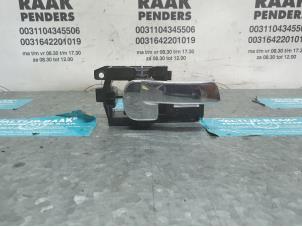 Used Handle Nissan Qashqai (J10) 1.5 dCi DPF Price on request offered by "Altijd Raak" Penders