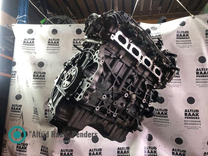 Engine Suzuki Grand Vitara II 2.4 16V 1075799 J24B