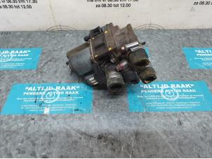 Used Electric heater valve Mercedes S (W140) 6.0 600 SEL, S 600,Lang 48V Price on request offered by "Altijd Raak" Penders