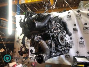 Engine from a Audi A8 (D4) 4.2 TDI V8 32V Quattro 2011