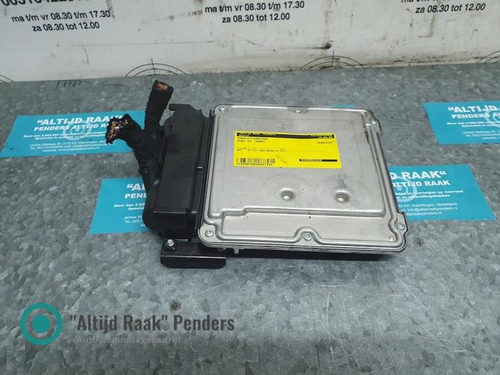 Used Injection computer Audi A4 Avant (B7) 2.0 TDI 16V Price on request offered by "Altijd Raak" Penders