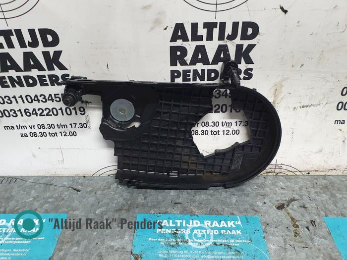Usagé Couvercle de distribution Citroen C5 III Berline (RD) 3.0 HDiF V6 24V Prix sur demande proposé par "Altijd Raak" Penders