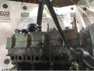 Used Cylinder head Jeep Cherokee/Liberty (KJ) 2.8 CRD 16V Price on request offered by "Altijd Raak" Penders
