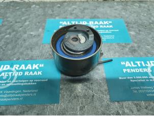 Used Timing belt tensioner Chrysler Voyager/Grand Voyager (RG) 2.5 CRD 16V Grand Voyager Price on request offered by "Altijd Raak" Penders