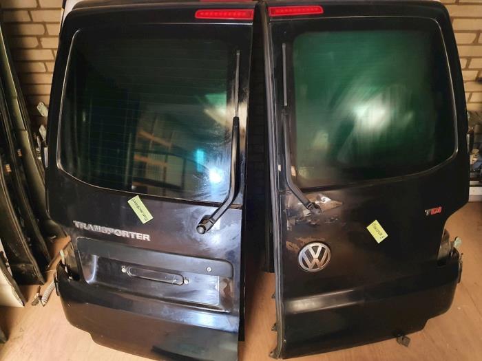 Szyba tylnych drzwi samochodu dostawczego z Volkswagen Multivan T5 (7E/7HC/7HF/7HM)  2006