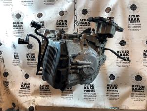 Used Gearbox Volvo S80 (AR/AS) 2.4 D 20V Price on request offered by "Altijd Raak" Penders