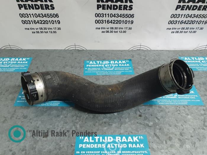 Gebrauchte Intercooler Schlauch Mercedes E (W212) E-220 CDI 16V BlueEfficiency Preis auf Anfrage angeboten von "Altijd Raak" Penders