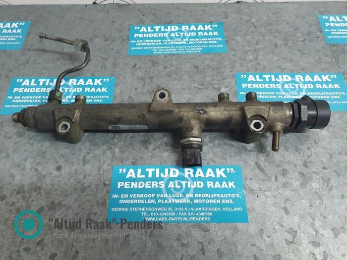 Usagé Système d'injection Jeep Cherokee/Liberty (KJ) Prix sur demande proposé par "Altijd Raak" Penders
