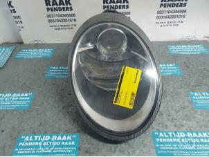 Used Headlight, right Porsche 911 (997) 3.8 24V Carrera GTS Price on request offered by "Altijd Raak" Penders