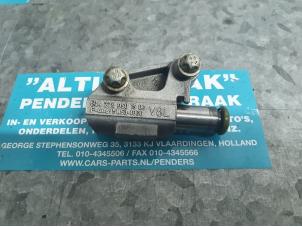 Used Chain guide Mercedes S (W222/V222/X222) 4.7 S-500 24V Price on request offered by "Altijd Raak" Penders