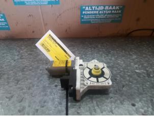 Used Door window motor Mitsubishi Colt CZC 1.5 16V Price on request offered by "Altijd Raak" Penders