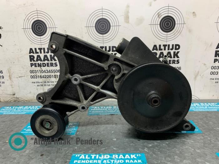 Usagé Pompe de direction Hummer H2 SUT 6.2 V8 FFV Prix sur demande proposé par "Altijd Raak" Penders