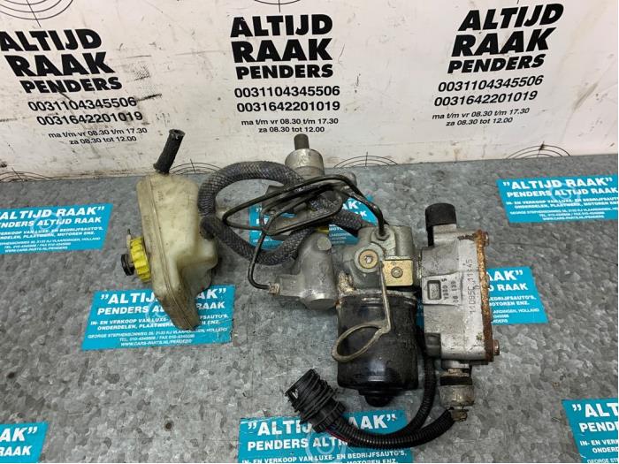 ABS pump from a BMW 3 serie (E36/2) M3 3.0 24V 1995
