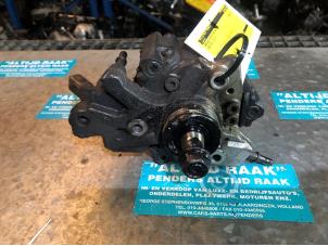 Used Mechanical fuel pump Kia Rio III (UB) 1.1 CRDi VGT 12V Price on request offered by "Altijd Raak" Penders