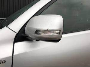 Used Wing mirror, left Toyota Land Cruiser (J15) 3.0 D-4D 16V Price on request offered by "Altijd Raak" Penders