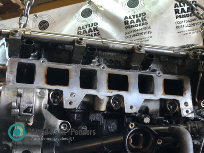Usagé Culasse Volkswagen Passat Variant (3C5) 3.2 FSI V6 32V Prix sur demande proposé par "Altijd Raak" Penders
