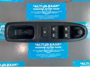 Used Multi-functional window switch Peugeot 607 (9D/U) 2.2 HDiF 16V Price on request offered by "Altijd Raak" Penders