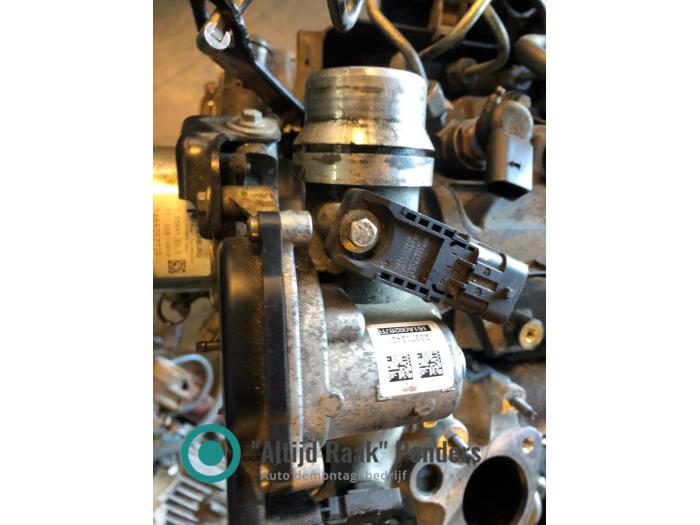 Używane Przepustnica Renault Scénic IV (RFAJ) 1.5 Energy dCi 110 Cena na żądanie oferowane przez "Altijd Raak" Penders