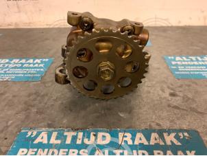 Used Oil pump Suzuki Grand Vitara II (JT) 2.0 16V Price on request offered by "Altijd Raak" Penders