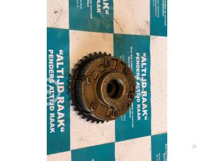 Used Camshaft sprocket BMW 1 serie (E87/87N) 118i 16V Price on request offered by "Altijd Raak" Penders
