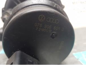 Used Secondary pump Audi TT Roadster (8N9) 1.8 20V Turbo Price on request offered by "Altijd Raak" Penders