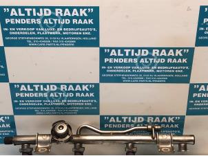 Used Fuel injector nozzle Mercedes SLK (R170) 2.3 230 K 16V Price on request offered by "Altijd Raak" Penders