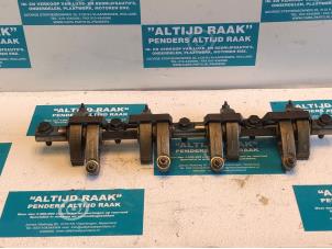 Used Rocker arm shaft Renault Kangoo/Grand Kangoo (KW) 1.6 Price on request offered by "Altijd Raak" Penders