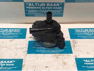Gebrauchte Zusätzliche Wasserpumpe Renault Kadjar (RFEH) 1.5 Blue dCi Preis auf Anfrage angeboten von "Altijd Raak" Penders