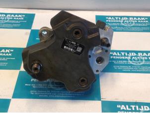 Used Mechanical fuel pump BMW 3 serie (E92) 335d 24V Price on request offered by "Altijd Raak" Penders