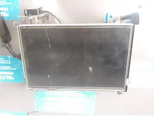 Usados Controlador de pantalla multimedia Nissan Navara (D40) 3.0 dCi V6 24V DPF 4x4 Precio de solicitud ofrecido por "Altijd Raak" Penders