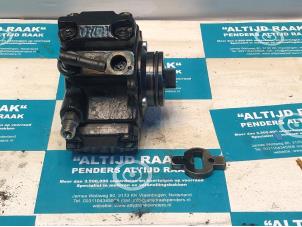 Used Mechanical fuel pump Fiat Doblo (223A/119) 1.3 JTD 16V Multijet Price on request offered by "Altijd Raak" Penders