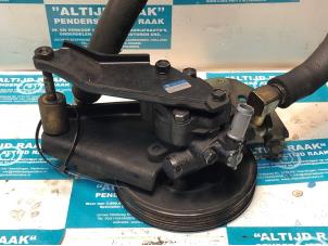 Used Power steering pump Nissan Patrol GR (Y61) 2.8 GR TDi-6 Price on request offered by "Altijd Raak" Penders