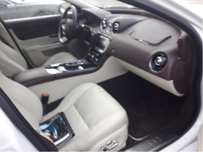 Juego de tapicería (completo) de un Jaguar XJ (X351) 5.0 XJ-R V8 S/C 32V 2012