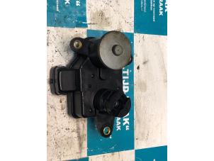 Used Intake manifold actuator Kia Sorento Price on request offered by "Altijd Raak" Penders