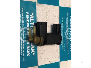 Used Vacuum relay Audi Q7 (4MB/4MG) 3.0 TDI V6 24V Price on request offered by "Altijd Raak" Penders