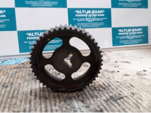 Used Camshaft sprocket Opel Sintra 2.2i GLS,CD 16V Price on request offered by "Altijd Raak" Penders