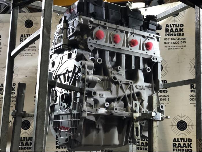 Engine from a MINI Countryman (R60) 2.0 Cooper D 16V Autom. 2016