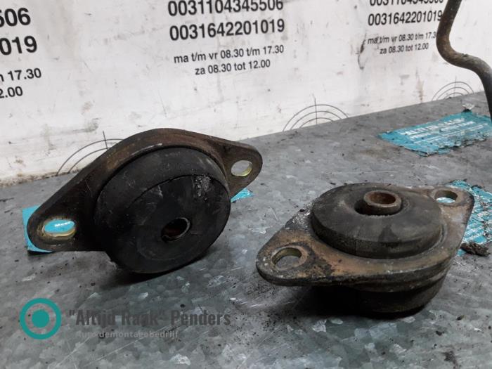 Engine mount from a Mercedes-Benz MB 100D (631) MB 100D 1995