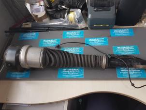 Used Rear shock absorber, left Mercedes S (W221) 3.0 S-280 24V Price on request offered by "Altijd Raak" Penders