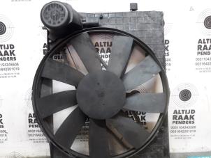 Used Fan motor Mercedes S (W220) 5.0 S-500 V8 24V Price on request offered by "Altijd Raak" Penders