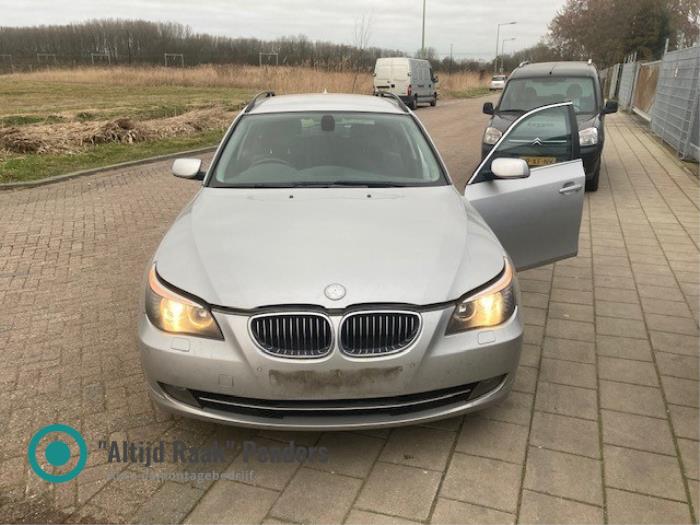 Gebrauchte Auspuff Enddämpfer BMW 5 serie Touring (E61) 525d 24V Preis auf Anfrage angeboten von "Altijd Raak" Penders