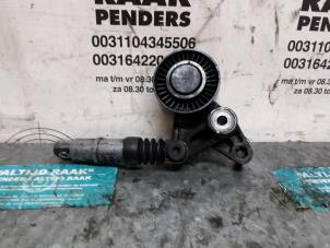 Used Drive belt tensioner Audi Q7 (4LB) 3.0 TDI V6 24V Price on request offered by "Altijd Raak" Penders