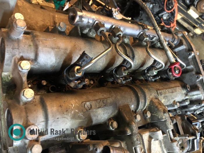 Injector (diesel) Mitsubishi Canter 3C15 0445116019 4P10